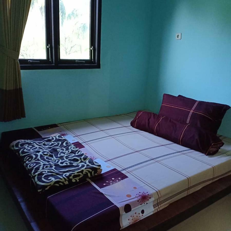Green Homestay Malang Exterior photo